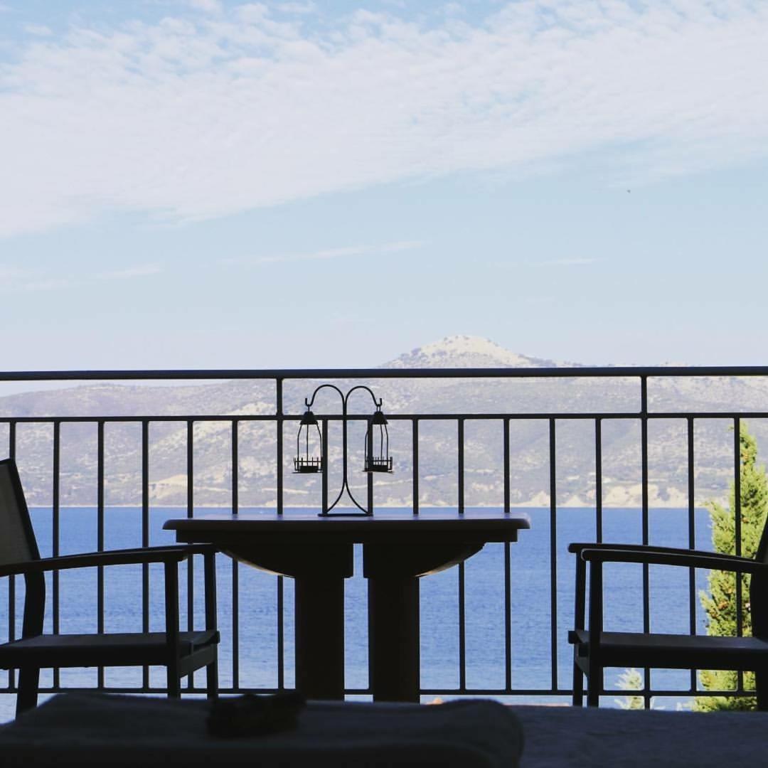 Thalassa Hotel & Spa Paleros エクステリア 写真